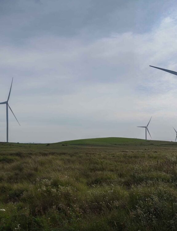 magnific-OBg9mKI0UUPQscwsutFd-wind-turbine-960765_1920-e1724335950689-9999×1056